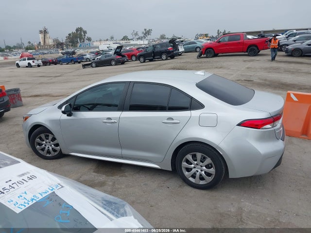 5YFB4MDE6RP128014 Toyota COROLLA LE