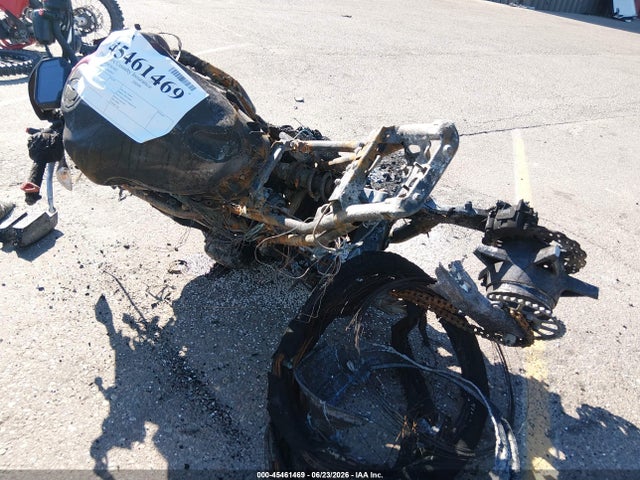45461469 :رقم المزاد ، ML5ZRDF14RDA68762 vin ، 2024 Kawasaki Zr900 F مزاد بيع