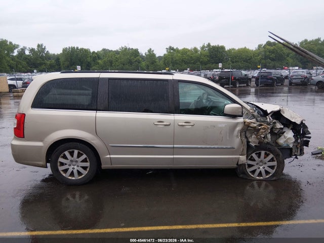 2013 Chrysler Town & Country Touring მანქანა იყიდება აუქციონზე, vin: 2C4RC1BG2DR646876, აუქციონის ნომერი: 45461472