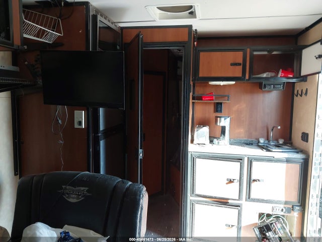 Livin Lite Other 2014 56D122624E1001464 Image 5