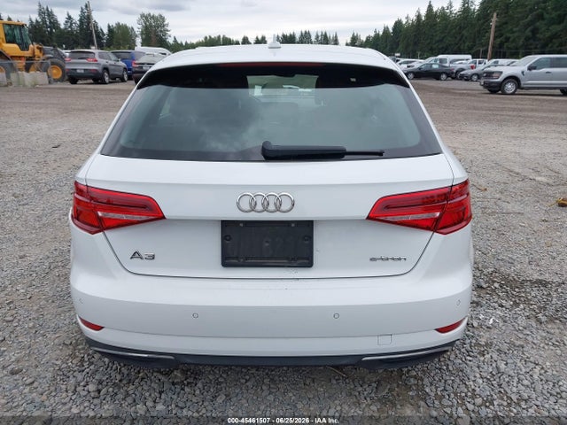 Audi A3 Sportback E-tron Premium Plus 2017 WAUTPBFF0HA058080 Image 16