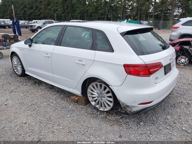 Audi A3 Sportback E-tron Premium Plus 2017 WAUTPBFF0HA058080 Image 3