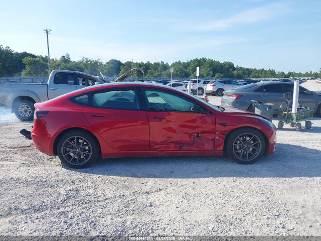 Tesla Model 3 Long Range Dual Motor All-wheel Drive 2021 5YJ3E1EB0MF012915 Image 12