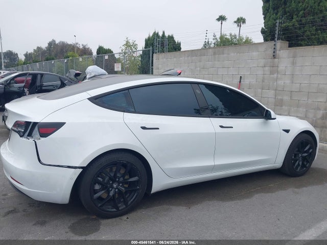Tesla Model 3 Long Range/mid Range 2018 5YJ3E1EA4JF062560 Image 14