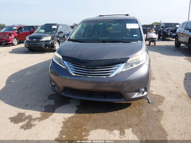 45461559 :رقم المزاد ، 5TDYK3DC7FS531642 vin ، 2015 Toyota Sienna Limited Premium 7 Passenger مزاد بيع
