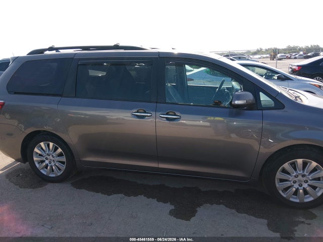 45461559 :رقم المزاد ، 5TDYK3DC7FS531642 vin ، 2015 Toyota Sienna Limited Premium 7 Passenger مزاد بيع