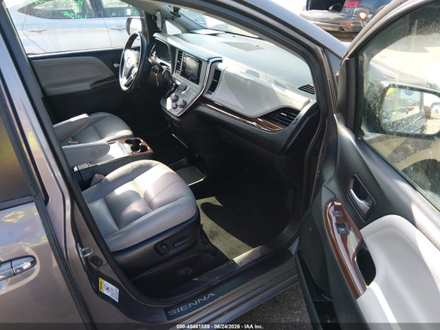 45461559 :رقم المزاد ، 5TDYK3DC7FS531642 vin ، 2015 Toyota Sienna Limited Premium 7 Passenger مزاد بيع