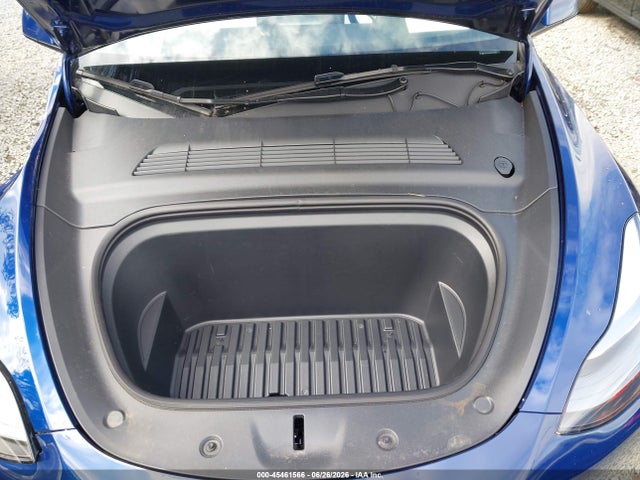 Продажа на аукционе авто 2025 Tesla Model Y Long Range Dual Motor All-wheel Drive, vin: 7SAYGAEE1SF277952, номер лота: 45461566