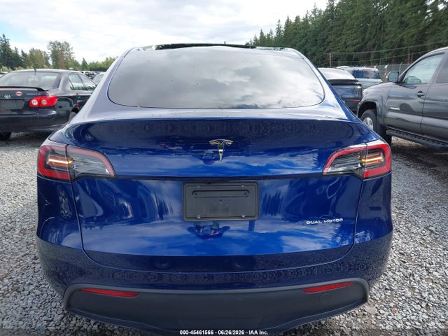 Продажа на аукционе авто 2025 Tesla Model Y Long Range Dual Motor All-wheel Drive, vin: 7SAYGAEE1SF277952, номер лота: 45461566
