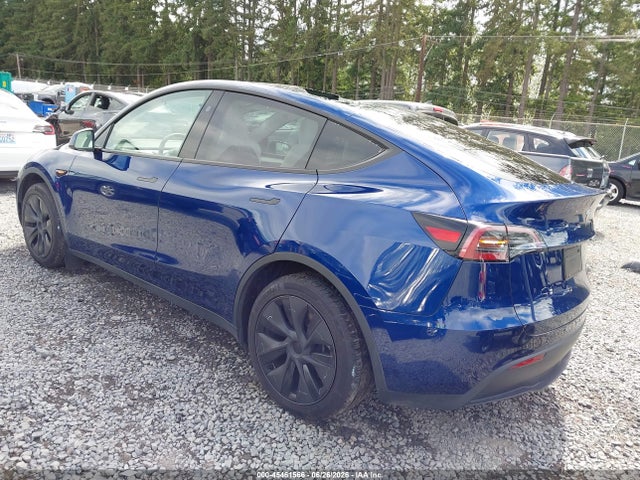 Продажа на аукционе авто 2025 Tesla Model Y Long Range Dual Motor All-wheel Drive, vin: 7SAYGAEE1SF277952, номер лота: 45461566