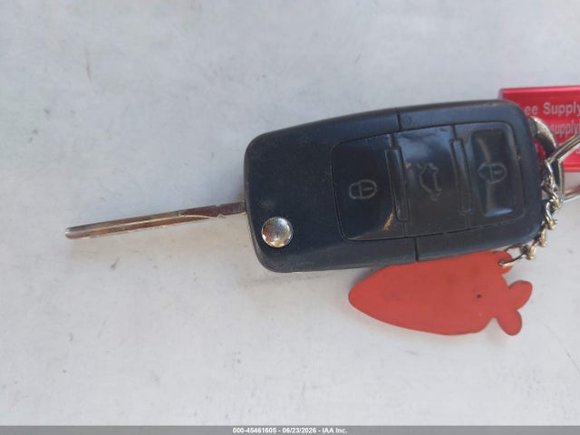 2004 Volkswagen Passat Gls მანქანა იყიდება აუქციონზე, vin: WVWVD63B04E294082, აუქციონის ნომერი: 45461605
