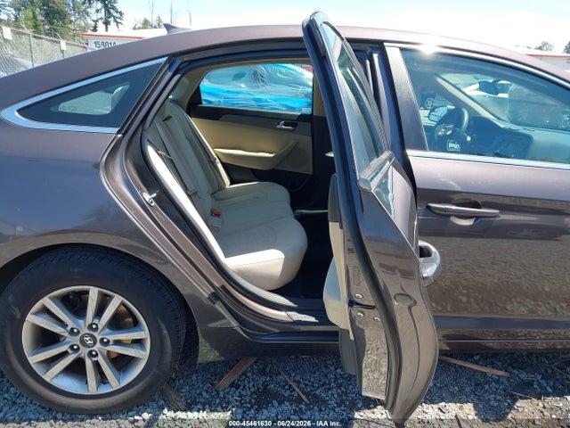Hyundai SONATA SE 2015 5NPE24AF4FH117635 Image 8