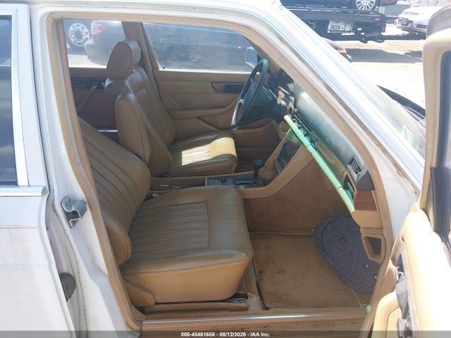Продажа на аукционе авто 1986 Mercedes-benz 420 Sel, vin: WDBCA35D4GA256751, номер лота: 45461658