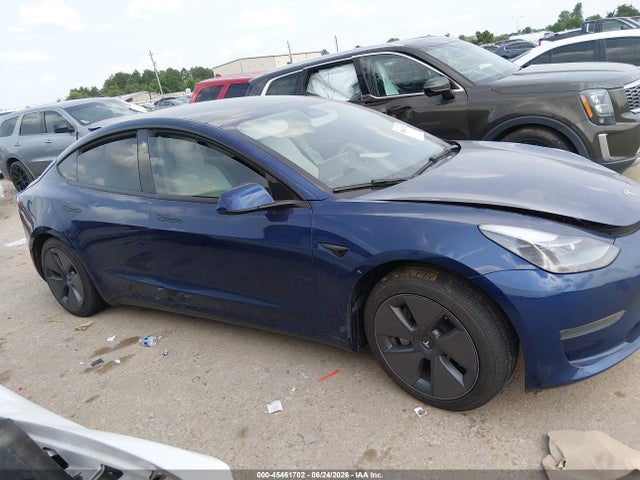 Tesla Model 3 Rear-wheel Drive 2023 5YJ3E1EA0PF383472 Image 12