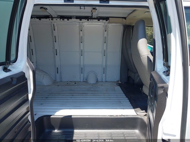 1GCWGAFP4P1222707 Chevrolet Express Cargo Rwd 2500 Regular Wheelbase Wt