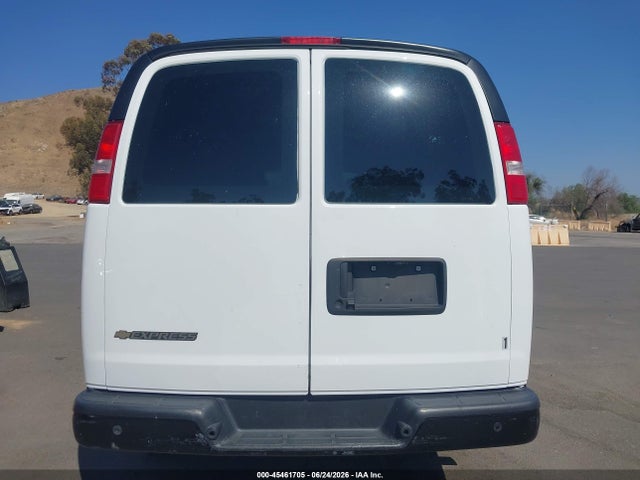 1GCWGAFP7P1110032 Chevrolet Express Cargo Rwd 2500 Regular Wheelbase Wt