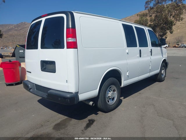 1GCWGAFP7P1110032 Chevrolet Express Cargo Rwd 2500 Regular Wheelbase Wt