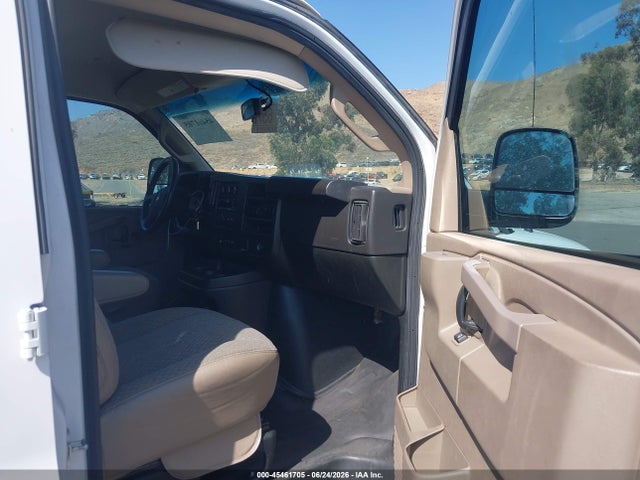 1GCWGAFP7P1110032 Chevrolet Express Cargo Rwd 2500 Regular Wheelbase Wt