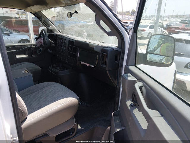 Chevrolet Express 2500 Work Van 2017 1GCWGAFF8H1128578 Image 5