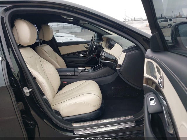 WDDUG8CB4FA180326 Mercedes-Benz S 550