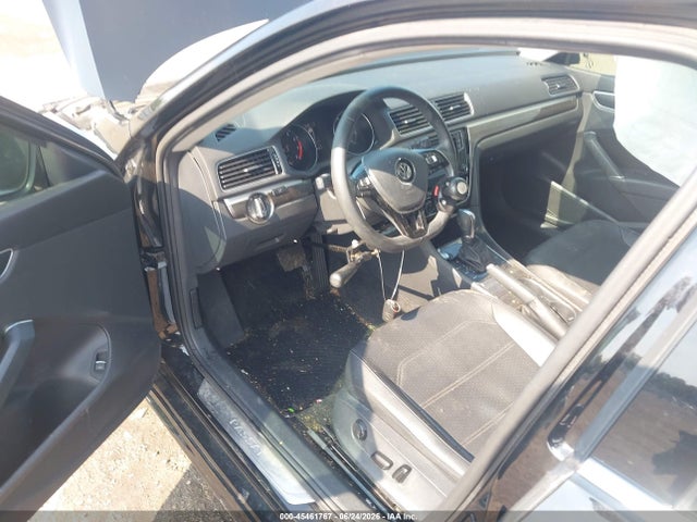 Aukcja sprzedaży 2016 Volkswagen Passat 1.8t Se, vin: 1VWBS7A35GC052461, numer aukcji: 45461767