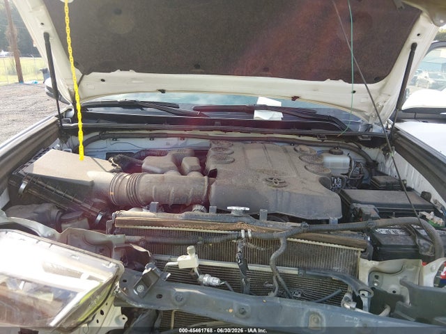 2020 Toyota 4runner Sr5 Premium მანქანა იყიდება აუქციონზე, vin: JTEBU5JR4L5776318, აუქციონის ნომერი: 45461768