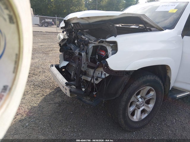 2020 Toyota 4runner Sr5 Premium მანქანა იყიდება აუქციონზე, vin: JTEBU5JR4L5776318, აუქციონის ნომერი: 45461768