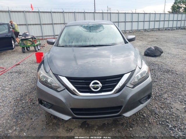 2017 Nissan Altima 2.5 Sr მანქანა იყიდება აუქციონზე, vin: 1N4AL3AP9HC255013, აუქციონის ნომერი: 45461774