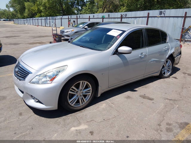 Infiniti Q40 2015 JN1CV6AP9FM503561 Image 2