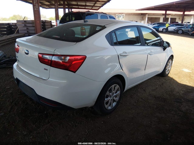 KIA RIO LX 2015 KNADM4A31F6462091 Image 4