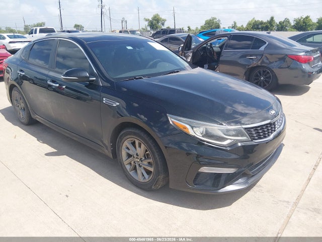 2019 5XXGT4L32KG349746 main image