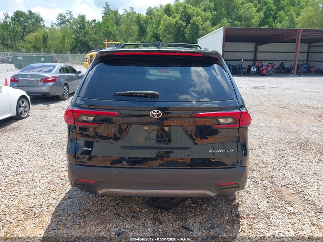 Toyota Grand Highlander Platinum 2024 5TDAAAB58RS000094 Image 17