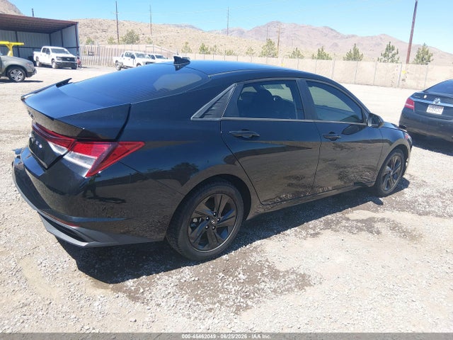 Hyundai ELANTRA SEL 2022 5NPLS4AG5NH056312 Image 4