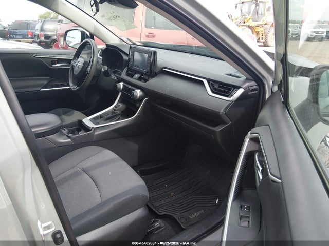 2T3P1RFVXMW212005 Toyota Rav4 Xle