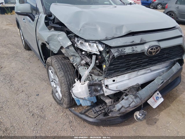 2T3P1RFVXMW212005 Toyota Rav4 Xle