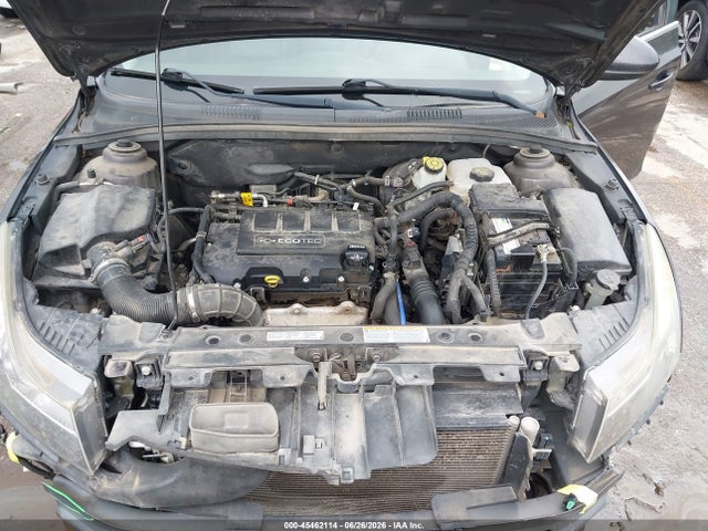 45462114 :رقم المزاد ، 1G1PE5SB6F7108529 vin ، 2015 Chevrolet Cruze 2lt Auto مزاد بيع