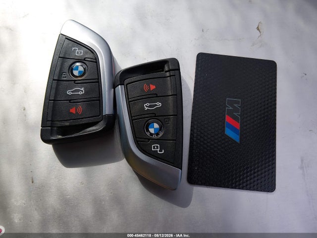 WBA53AT07RCN63618 BMW M440I