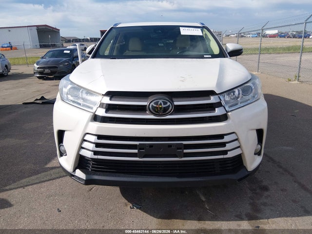45462144 :رقم المزاد ، 5TDJZRFH2JS550200 vin ، 2018 Toyota Highlander Xle مزاد بيع