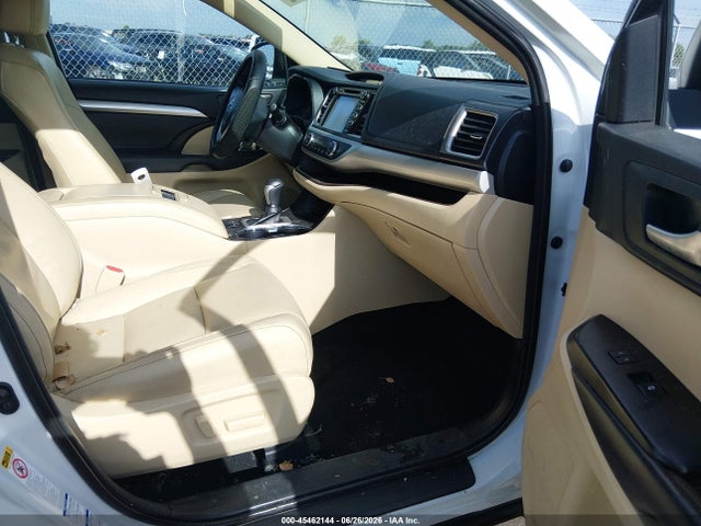 45462144 :رقم المزاد ، 5TDJZRFH2JS550200 vin ، 2018 Toyota Highlander Xle مزاد بيع