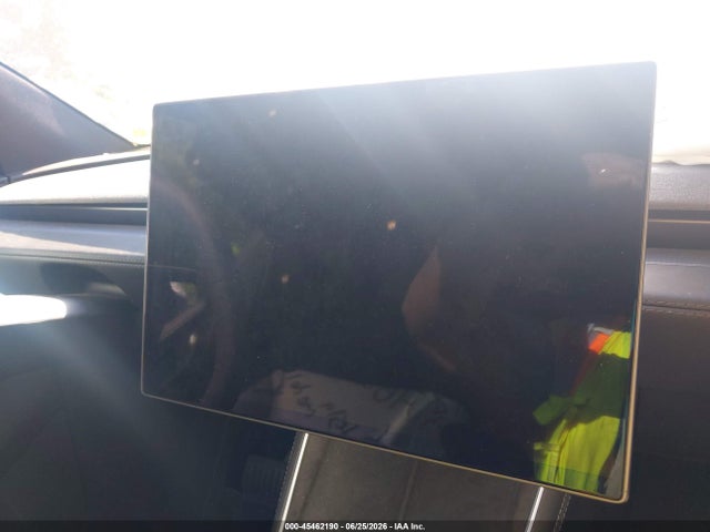 Продаж на аукціоні авто 2026 Tesla Model Y All-wheel Drive/long Range Launch Series/premium All-wheel Drive, vin: 7SAYGDEE5TA666321, номер лоту: 45462190
