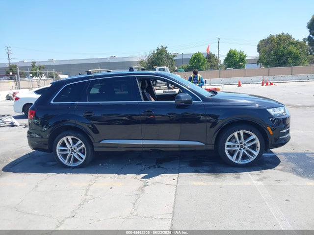 2018 Audi Q7 3.0t Premium მანქანა იყიდება აუქციონზე, vin: WA1VAAF72JD029727, აუქციონის ნომერი: 45462205