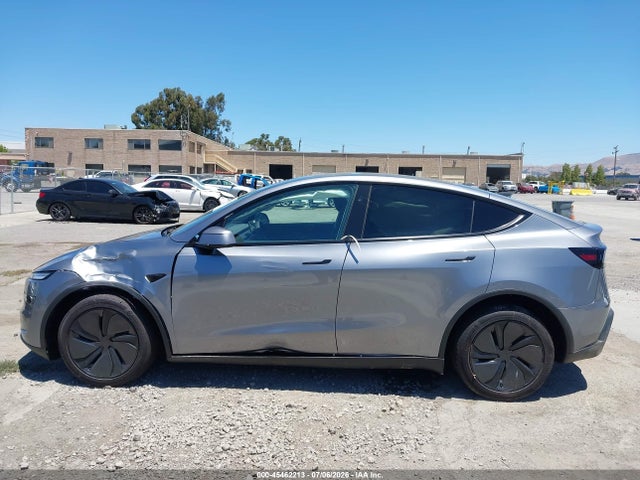 2026 Tesla Model Y Premium Rear-wheel Drive/standard Rear-wheel Drive მანქანა იყიდება აუქციონზე, vin: 7SAYGDED0TF549997, აუქციონის ნომერი: 45462213