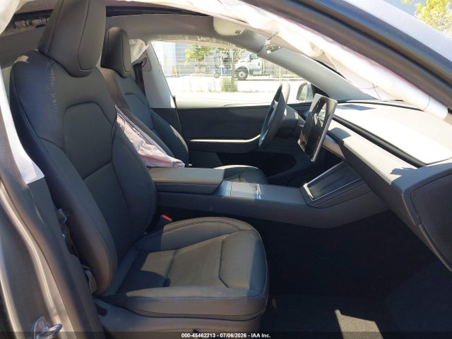 2026 Tesla Model Y Premium Rear-wheel Drive/standard Rear-wheel Drive მანქანა იყიდება აუქციონზე, vin: 7SAYGDED0TF549997, აუქციონის ნომერი: 45462213