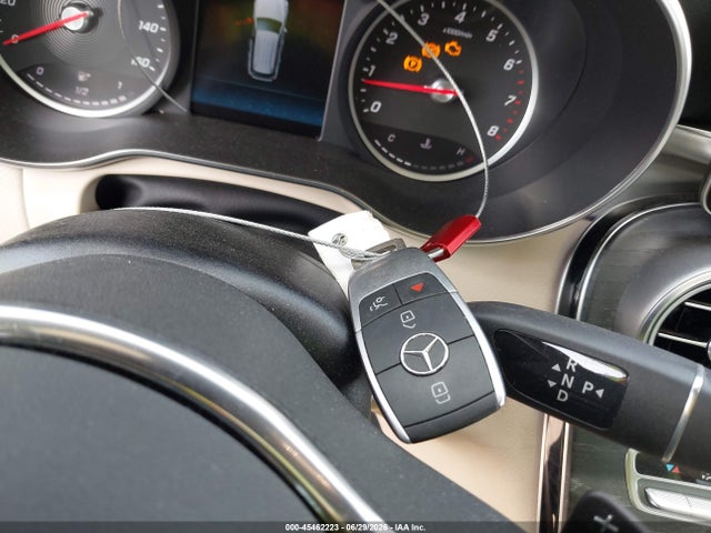 45462223 :رقم المزاد ، WDC0G8DB3LF724444 vin ، 2020 Mercedes-benz Glc 300 مزاد بيع