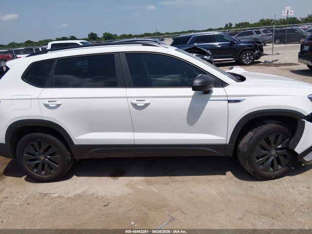 Продаж на аукціоні авто 2022 Volkswagen Taos 1.5t S, vin: 3VVCX7B24NM049398, номер лоту: 45462261