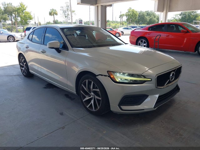 Aukcja sprzedaży 2019 Volvo S60 T6 Momentum, vin: 7JRA22TKXKG006701, numer aukcji: 45462271