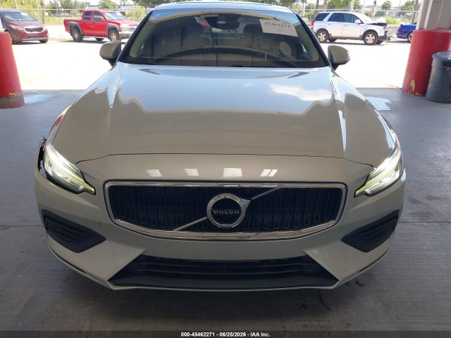 45462271 :رقم المزاد ، 7JRA22TKXKG006701 vin ، 2019 Volvo S60 T6 Momentum مزاد بيع