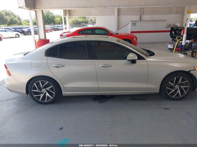 Aukcja sprzedaży 2019 Volvo S60 T6 Momentum, vin: 7JRA22TKXKG006701, numer aukcji: 45462271