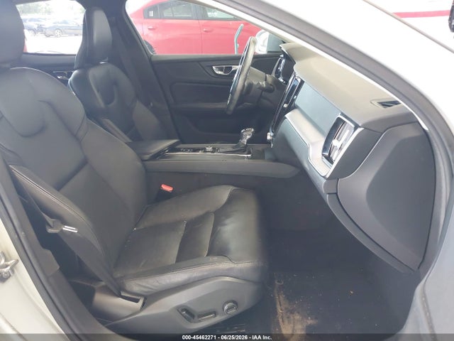 45462271 :رقم المزاد ، 7JRA22TKXKG006701 vin ، 2019 Volvo S60 T6 Momentum مزاد بيع