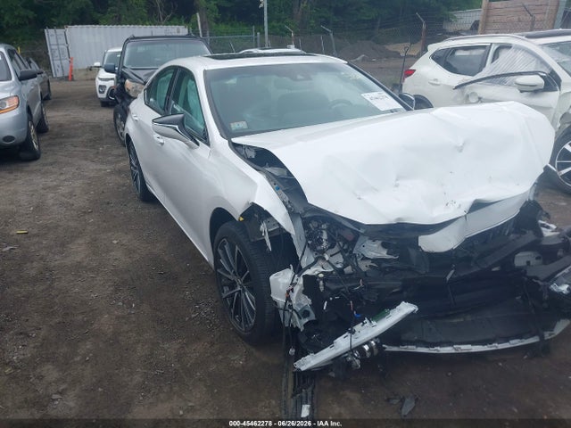 2022 Lexus Es 300h მანქანა იყიდება აუქციონზე, vin: 58ADA1C10NU013313, აუქციონის ნომერი: 45462278